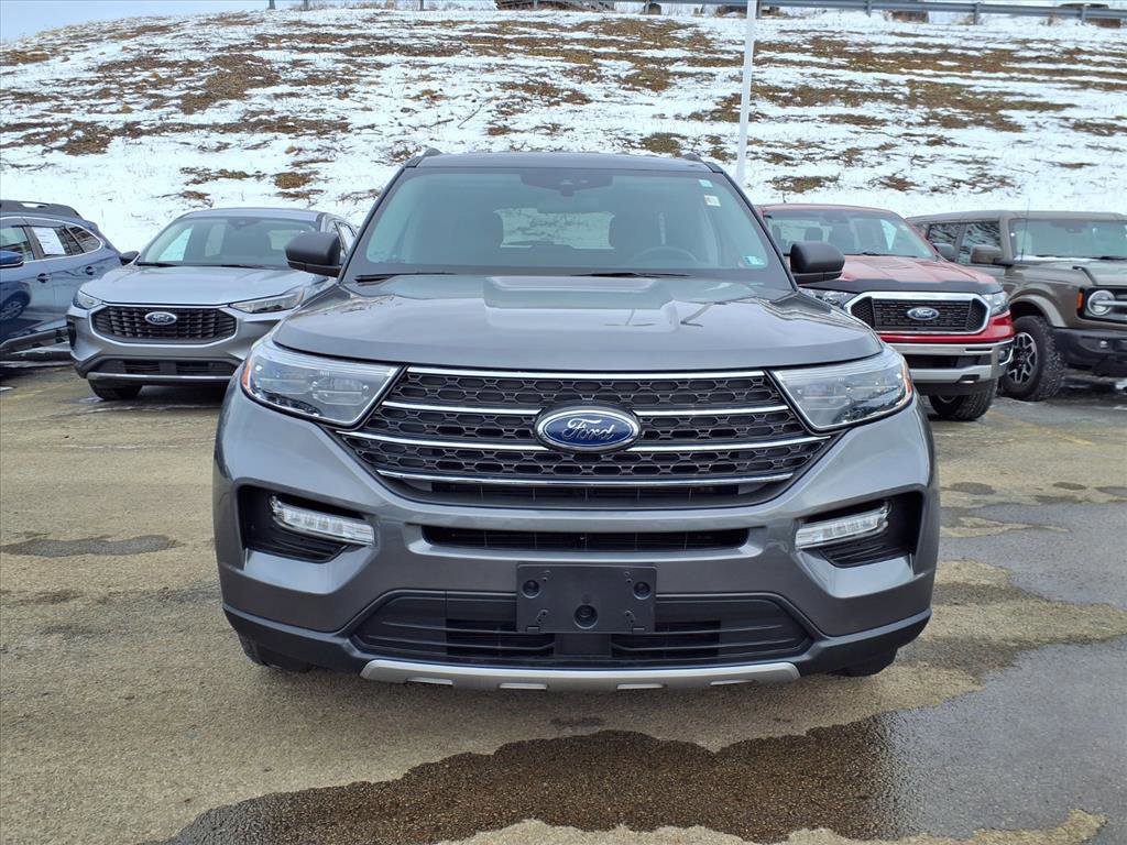 Certified 2022 Ford Explorer XLT w/ Equipment Group 202A image 6