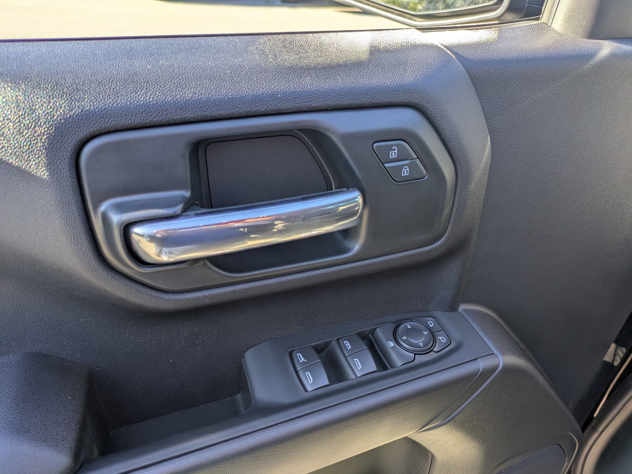 Used 2024 Chevrolet Silverado 1500 Custom Trail Boss AWD/4WD image 17