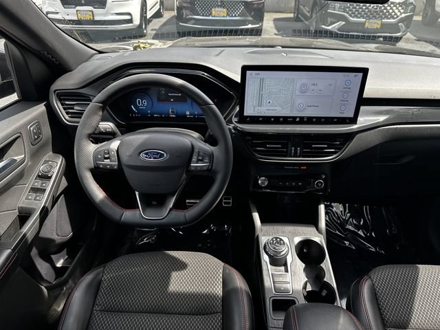 Certified 2023 Ford Escape ST-Line Select w/ Tech Pack #2 AWD/4WD image 13