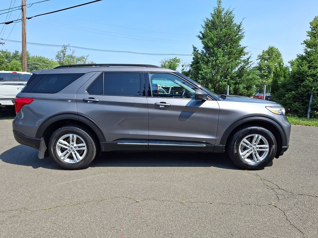 Certified 2023 Ford Explorer XLT w/ Equipment Group 202A AWD/4WD image 10
