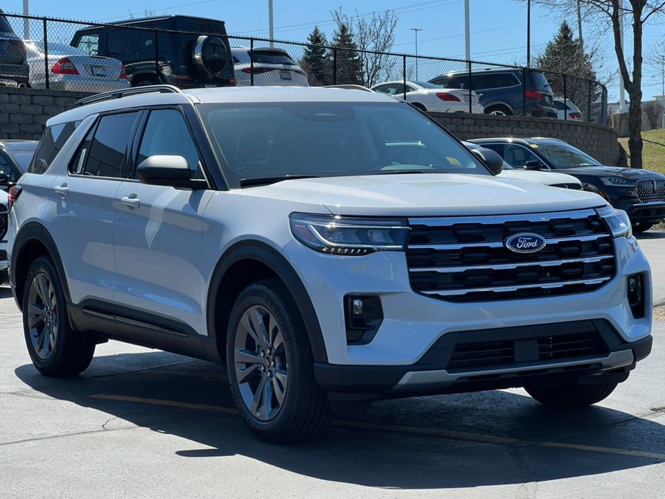 Certified 2024 Ford Explorer XLT w/ Equipment Group 202A AWD/4WD image 37