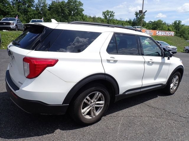 Certified 2023 Ford Explorer XLT w/ Equipment Group 202A AWD/4WD image 6