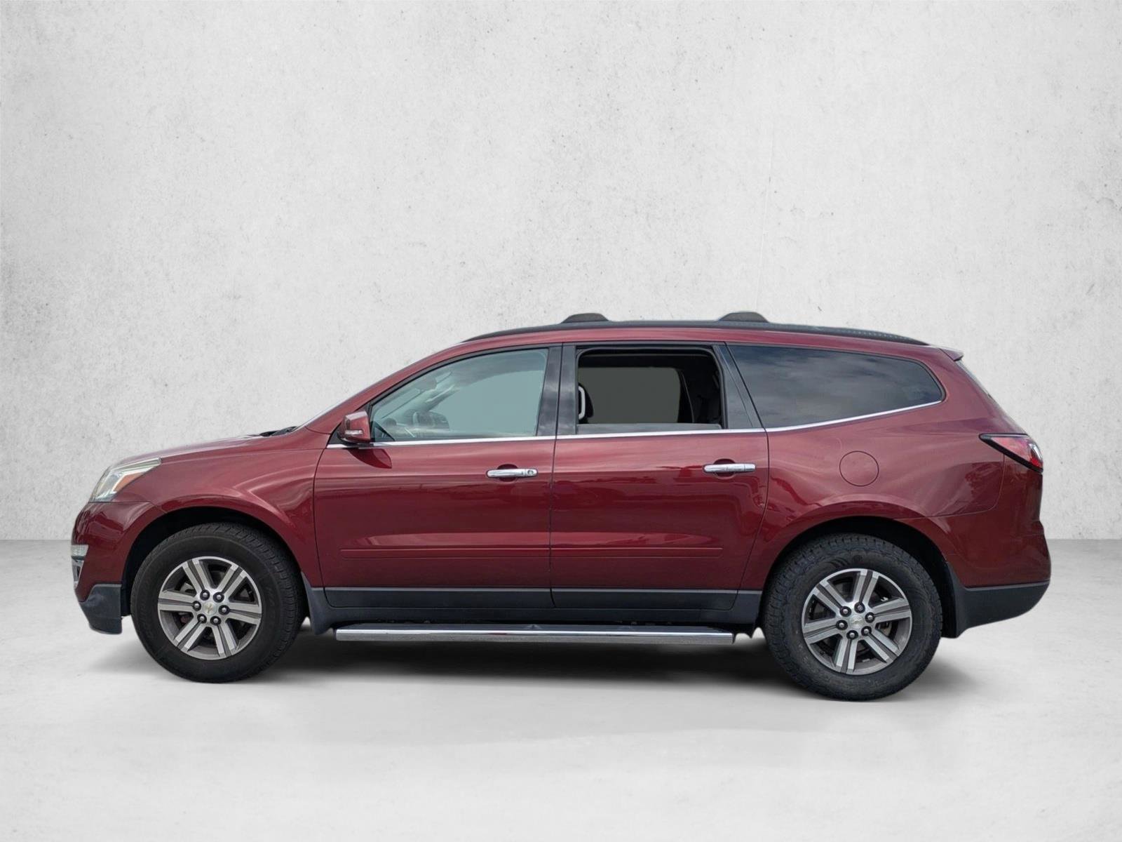 Used 2017 Chevrolet Traverse LT w/ LPO, 'HIT The Road' Package FWD image 8