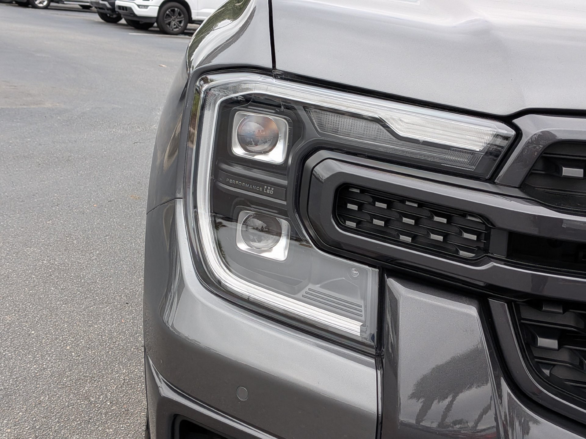Certified 2025 Ford Ranger Lariat w/ FX4 Off-Road Package AWD/4WD image 11