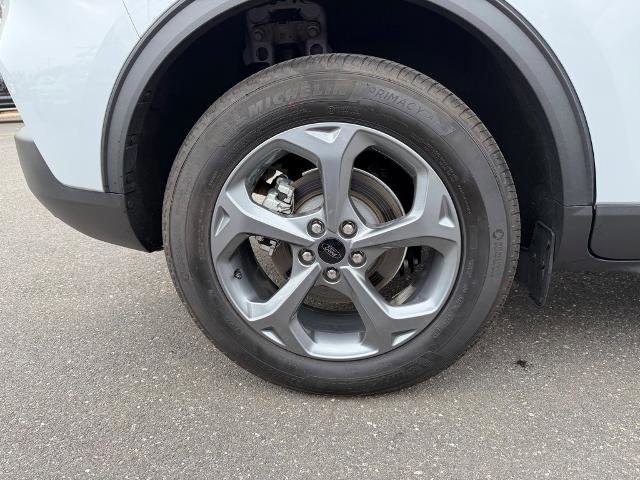 Certified 2025 Ford Escape ST-Line Select w/ Tech Pack #2 image 11