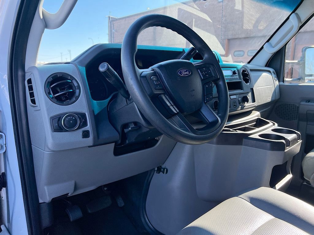 Certified 2024 Ford E-450 and Econoline 450 Super Duty w/ Power Windows & Locks Group image 11