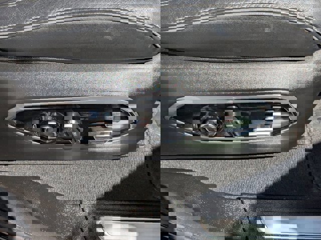 Used 2023 Jeep Grand Cherokee L Overland w/ Luxury Tech Group IV image 40