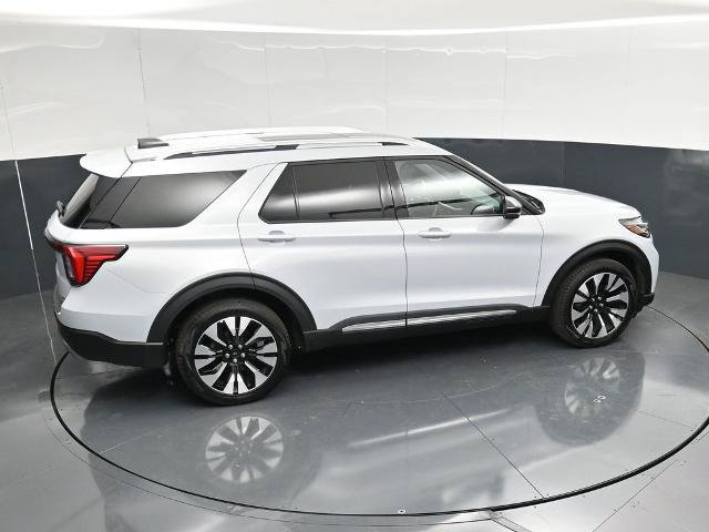 Certified 2025 Ford Explorer Platinum w/ LUX Leather Package AWD/4WD image 40
