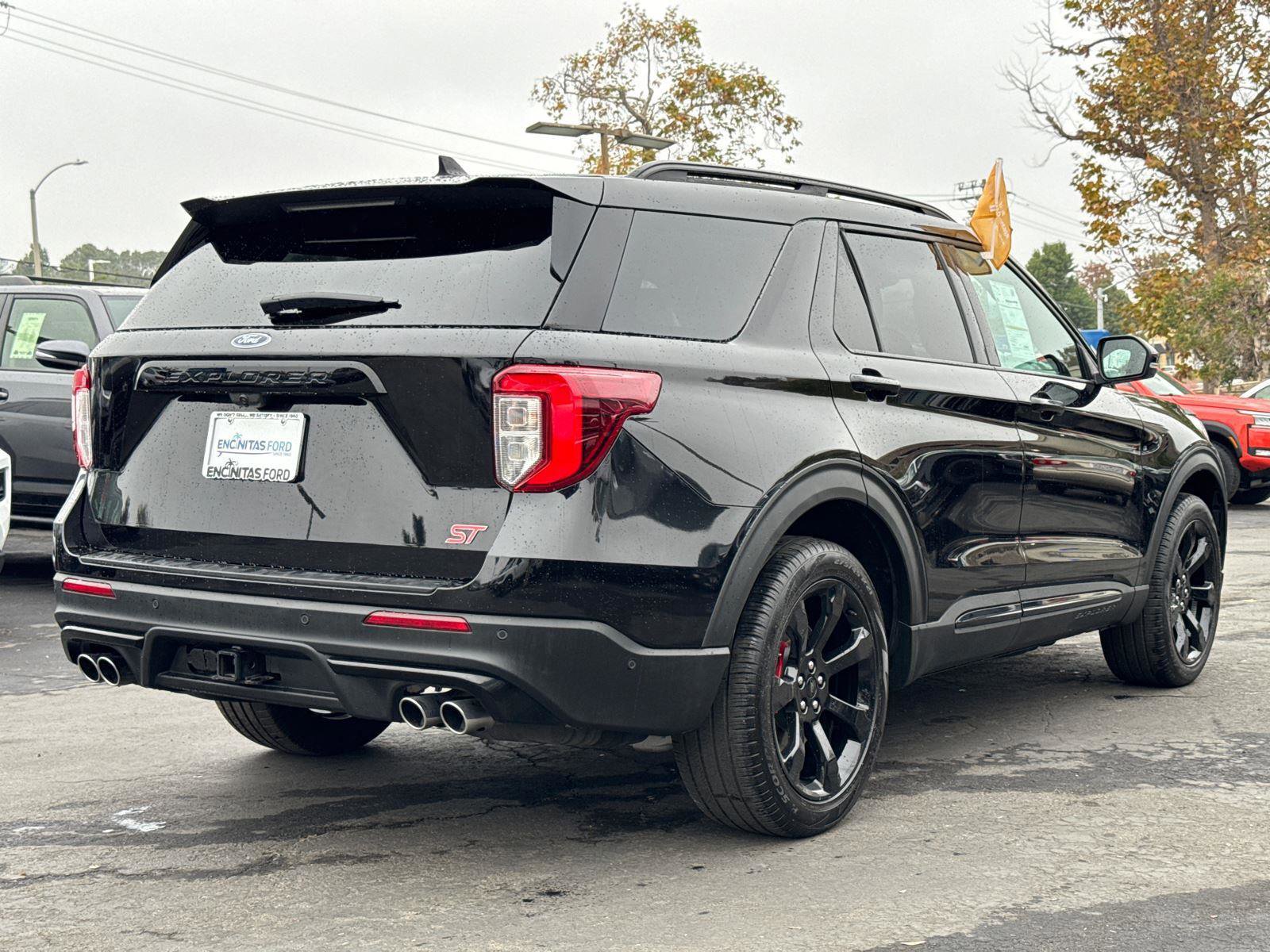 Certified 2022 Ford Explorer ST image 4