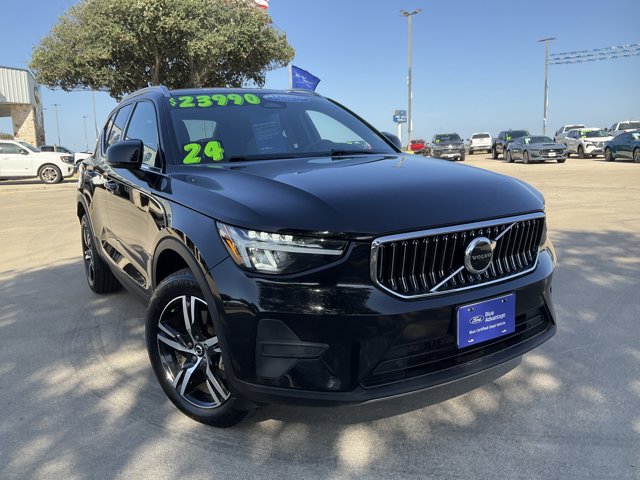 Used 2024 Volvo XC40 B5 Core AWD/4WD image 24