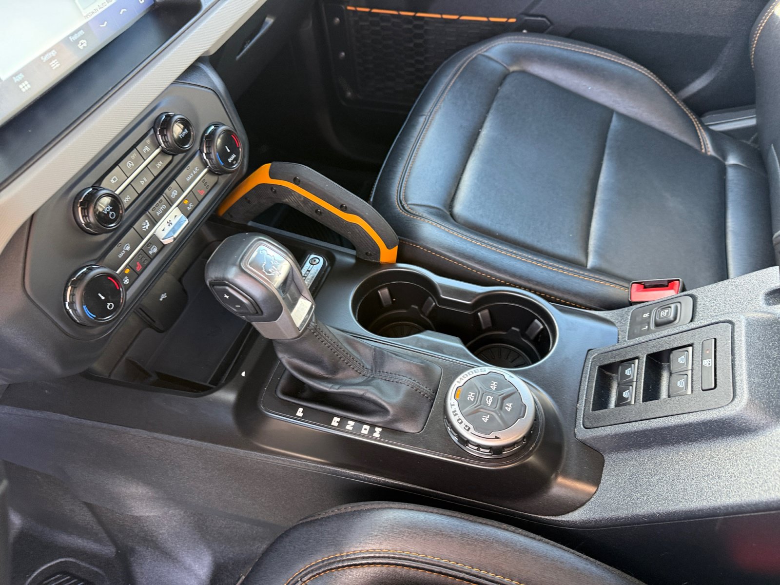 Certified 2022 Ford Bronco Badlands AWD/4WD image 13