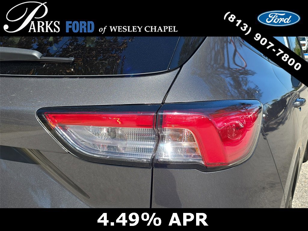 Certified 2022 Ford Escape SE w/ SE Sport Appearance Package image 7