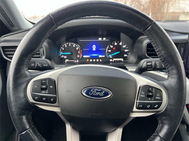 Certified 2022 Ford Explorer XLT w/ Equipment Group 202A image 23