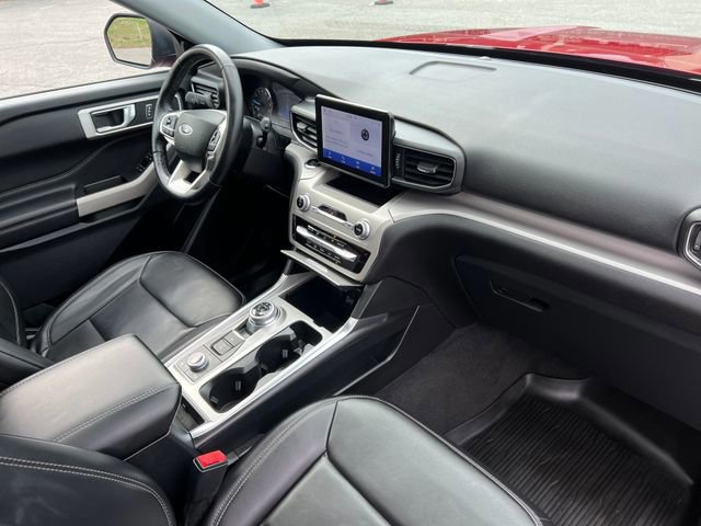 Certified 2023 Ford Explorer XLT w/ Equipment Group 202A image 41