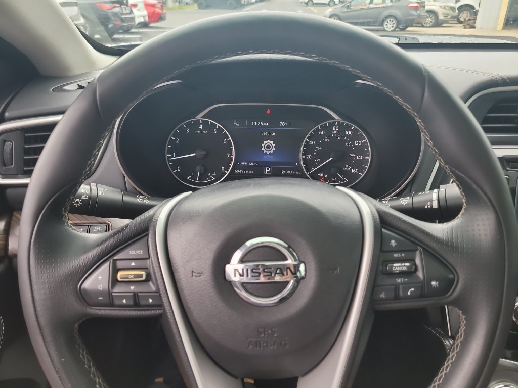 Used 2017 Nissan Maxima Platinum w/ Medallion Package FWD image 27