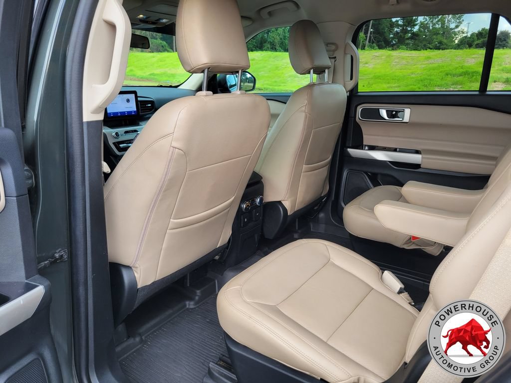 Certified 2022 Ford Explorer XLT RWD image 16