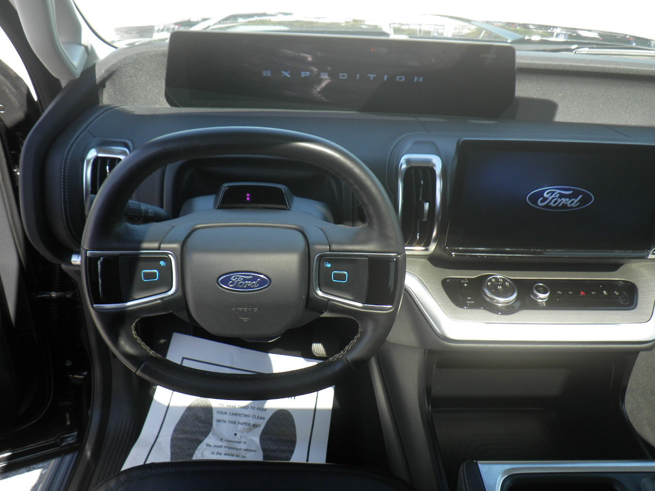 Certified 2026 Ford Expedition Platinum w/ Driver's Package AWD/4WD image 18