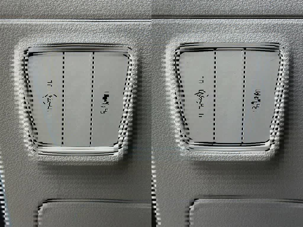 Used 2022 Hyundai Tucson SE image 26