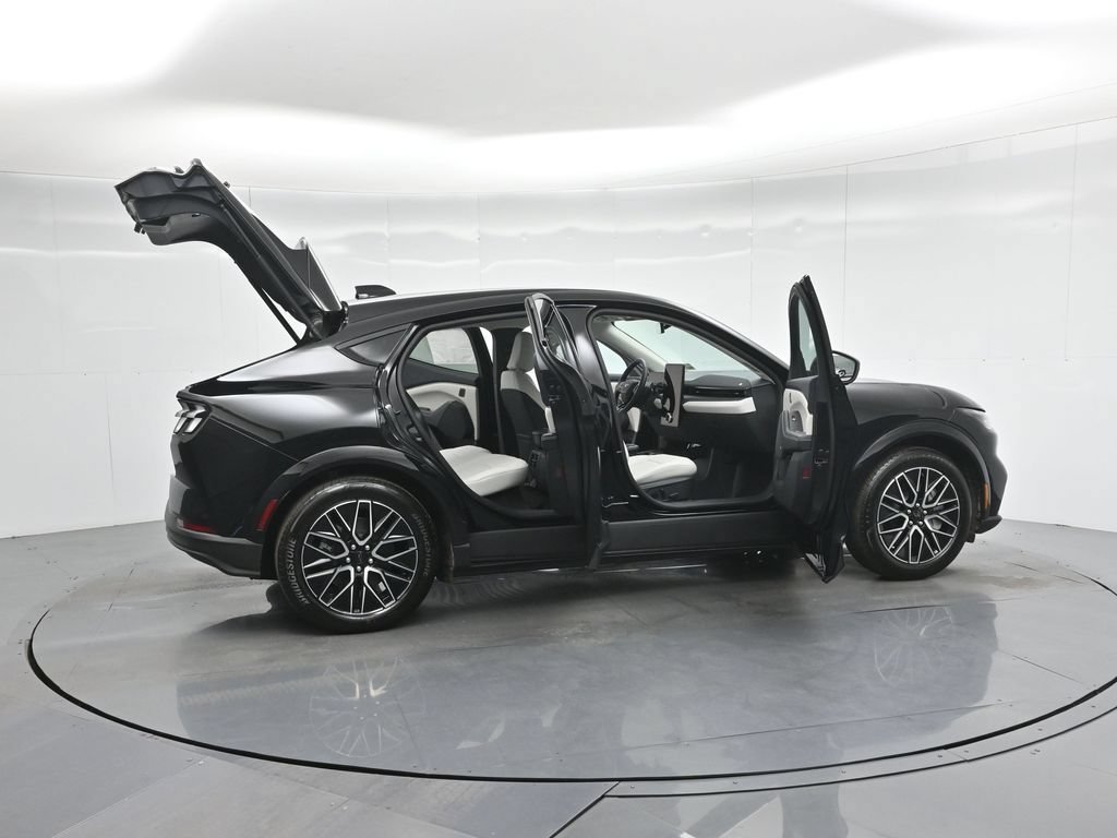 Certified 2025 Ford Mustang Mach-E Premium RWD image 5
