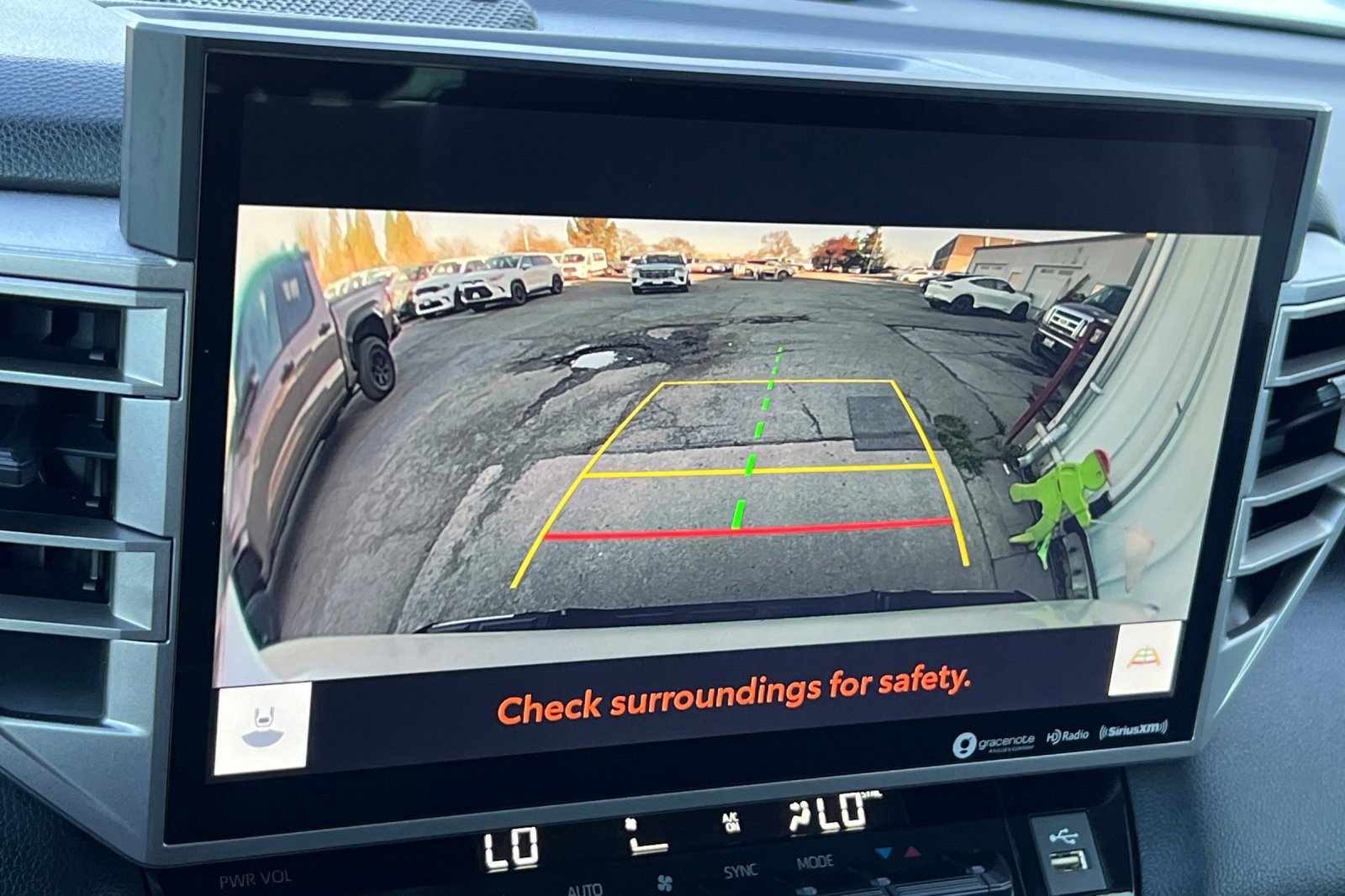 Used 2022 Toyota Tundra Limited image 19