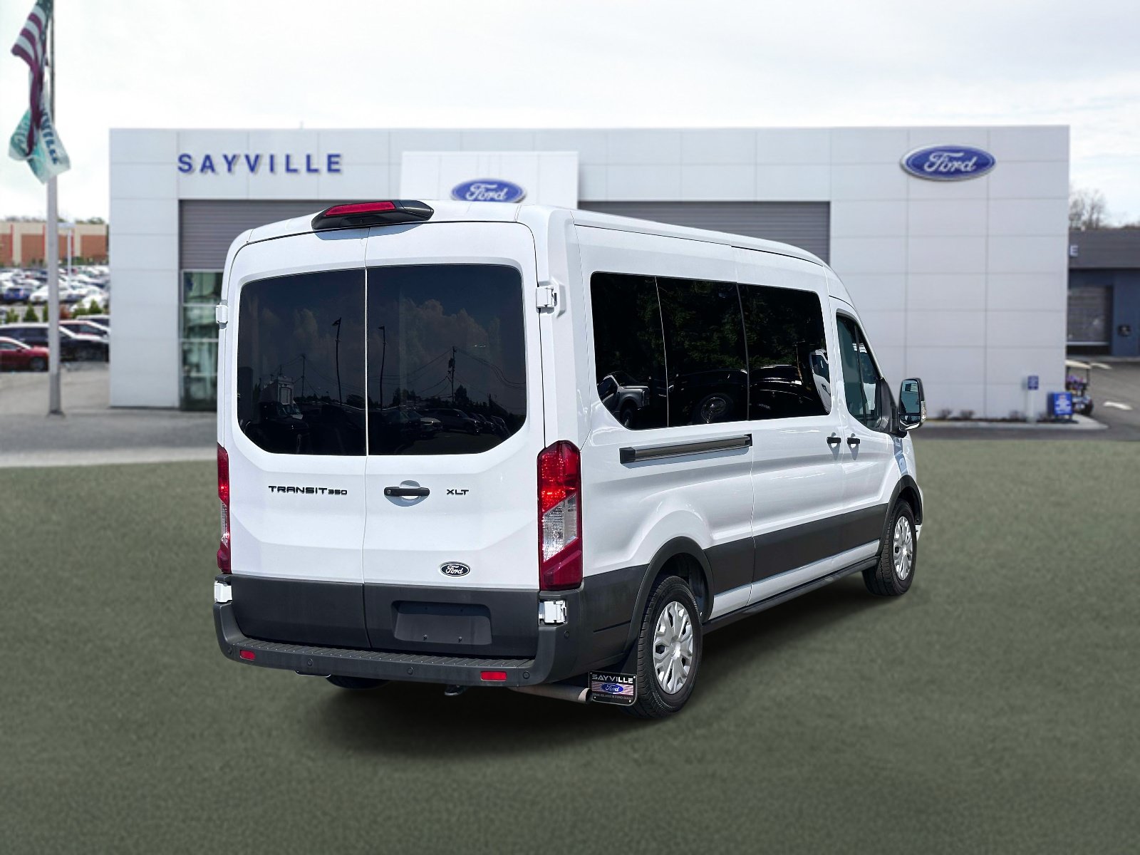Certified 2026 Ford Transit 350 XLT RWD image 5