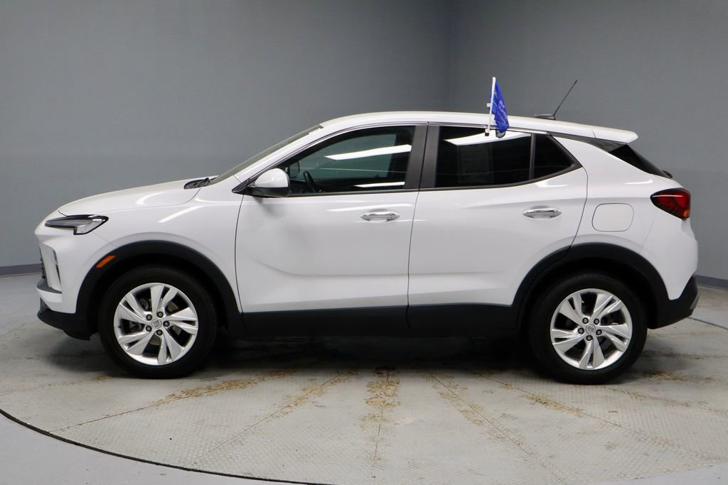 Used 2025 Buick Encore GX Preferred FWD image 8