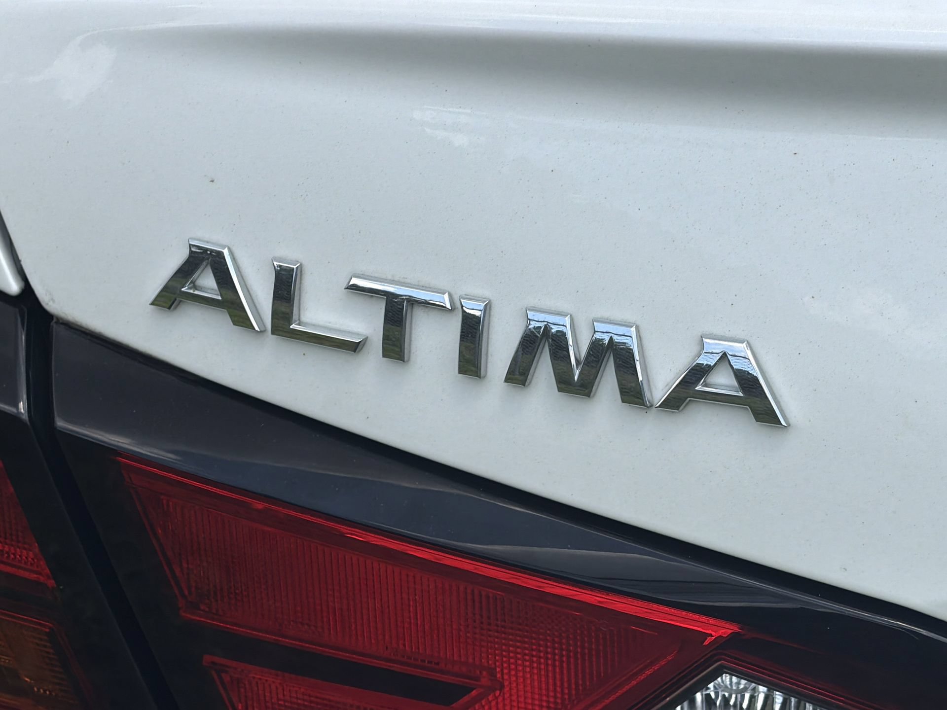 Used 2022 Nissan Altima 2.5 Platinum AWD/4WD image 8
