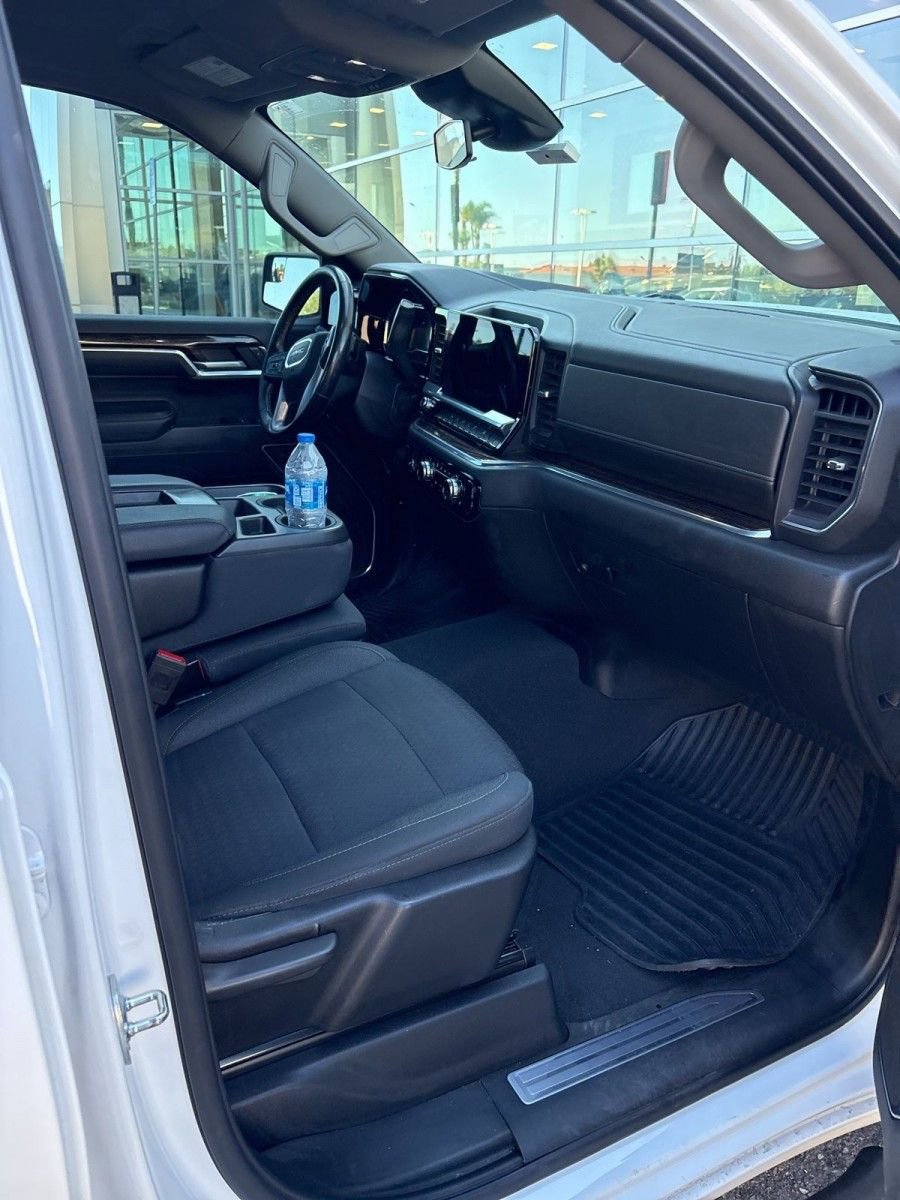 Used 2022 GMC Sierra 1500 Elevation image 9