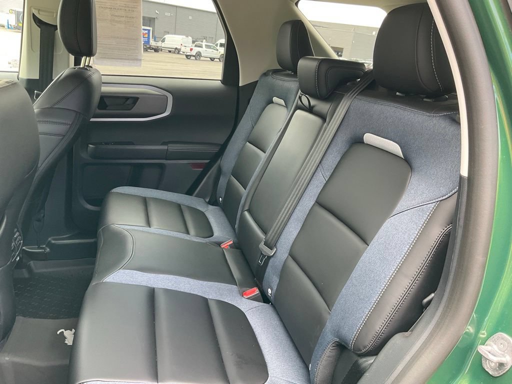 Certified 2025 Ford Bronco Sport Outer Banks w/ Outer Banks Tech Package+ AWD/4WD image 19