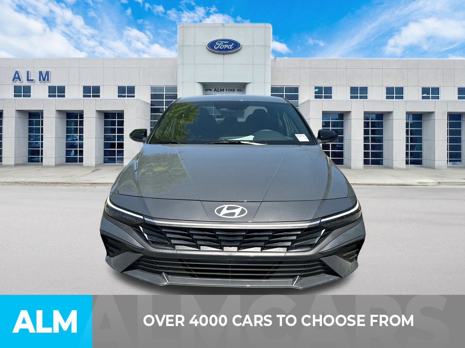 Used 2025 Hyundai Elantra Sport video 2