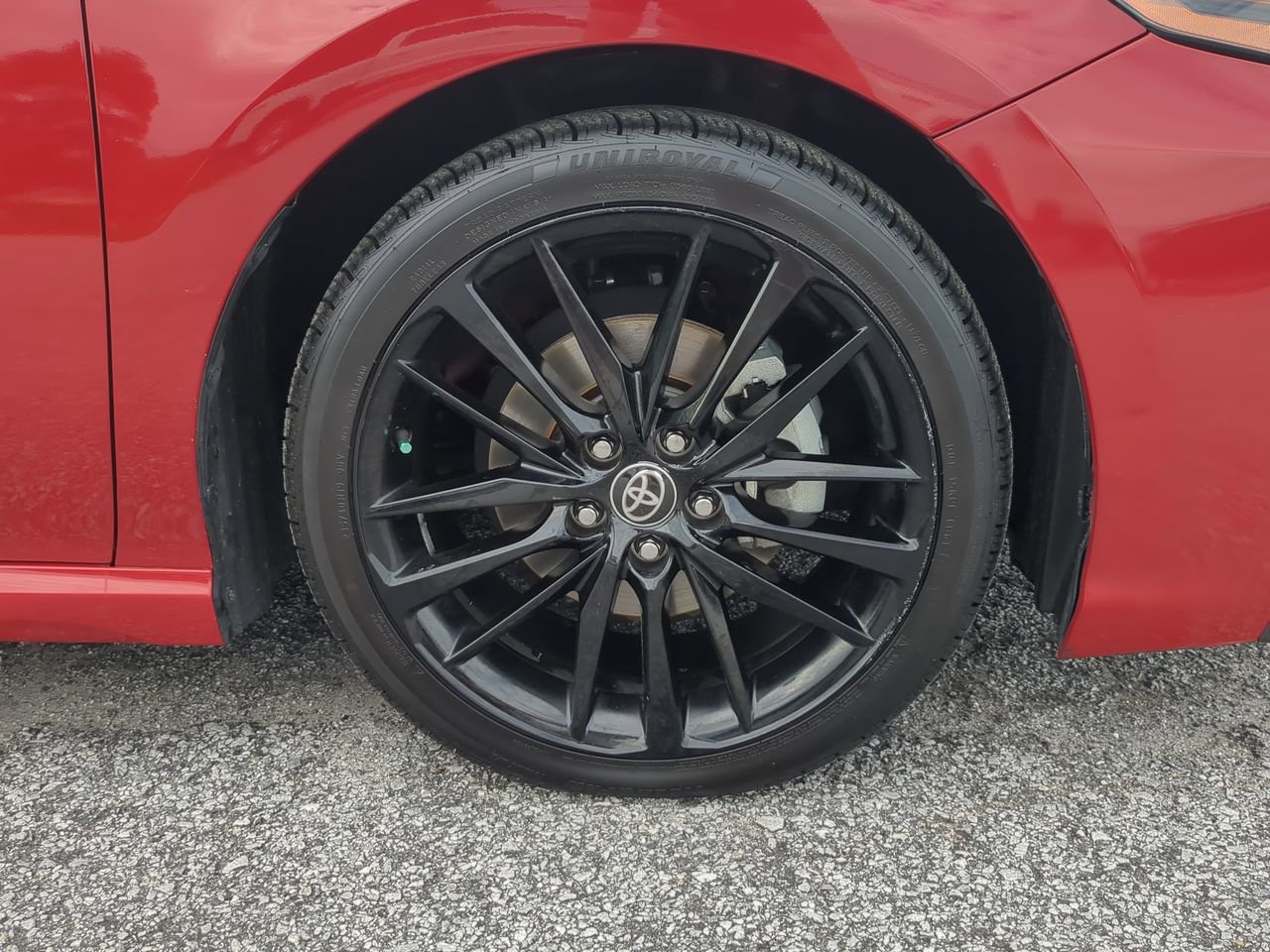 Used 2022 Toyota Camry XSE FWD image 9