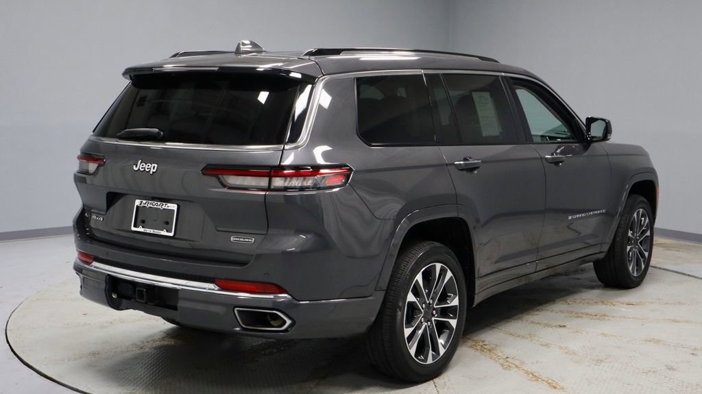 Used 2023 Jeep Grand Cherokee L Overland image 13
