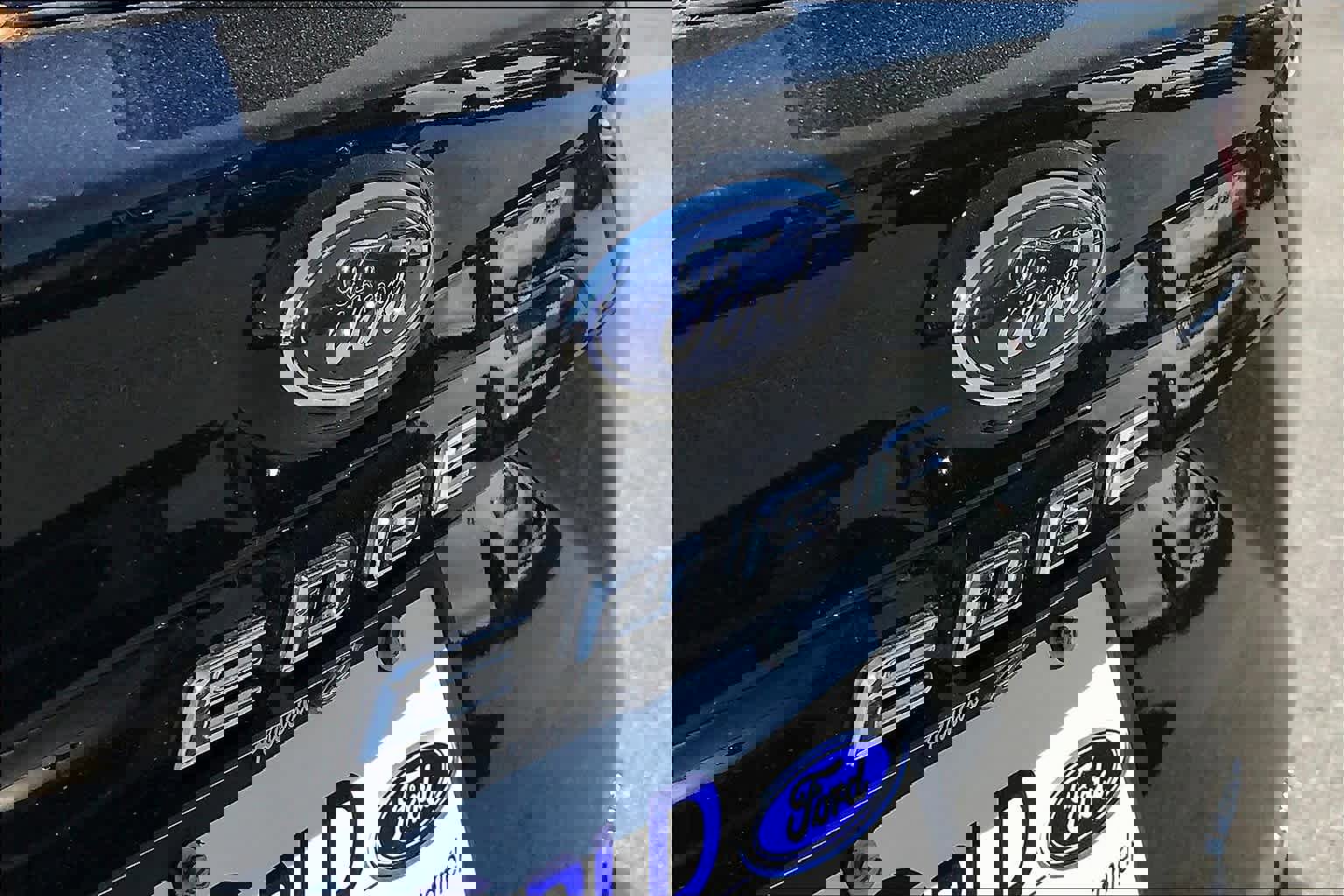 Certified 2024 Ford Edge SE image 15