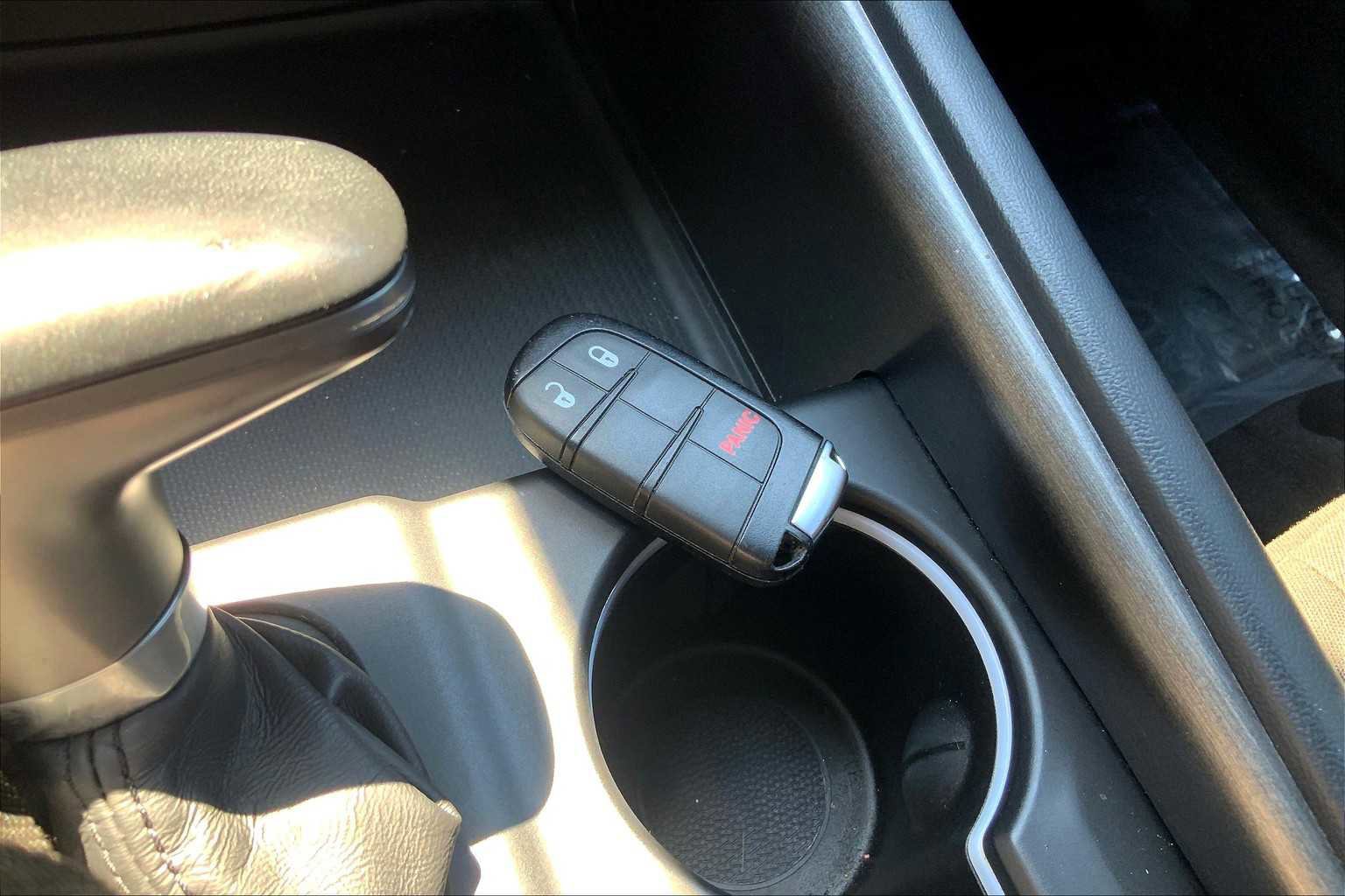 Used 2023 Dodge Durango SXT Launch Edition image 42