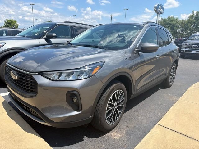 Certified 2025 Ford Escape SE
