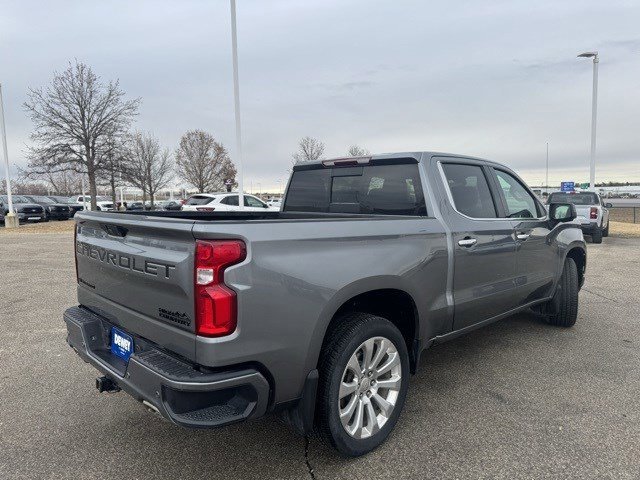 Used 2021 Chevrolet Silverado 1500 High Country w/ Safety Package II image 5