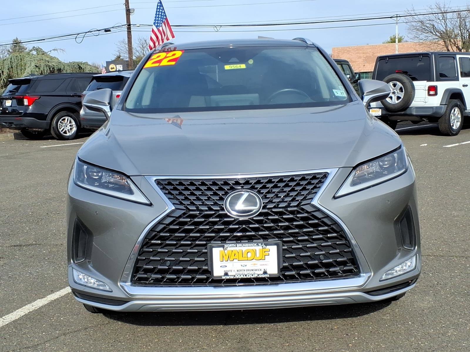 Used 2022 Lexus RX 350 AWD w/ Premium Package image 2
