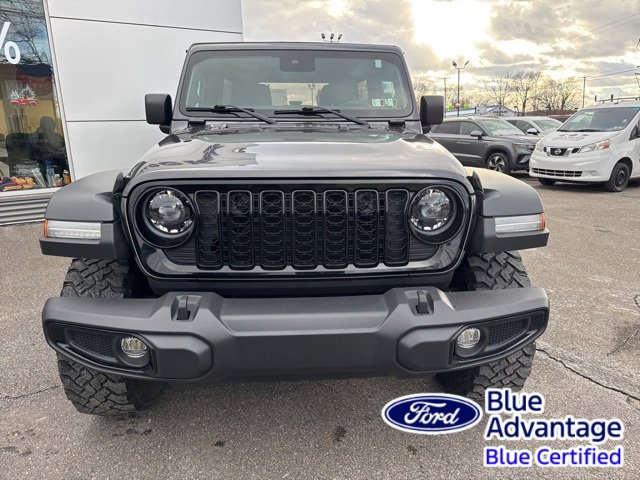 Used 2024 Jeep Wrangler Willys image 3