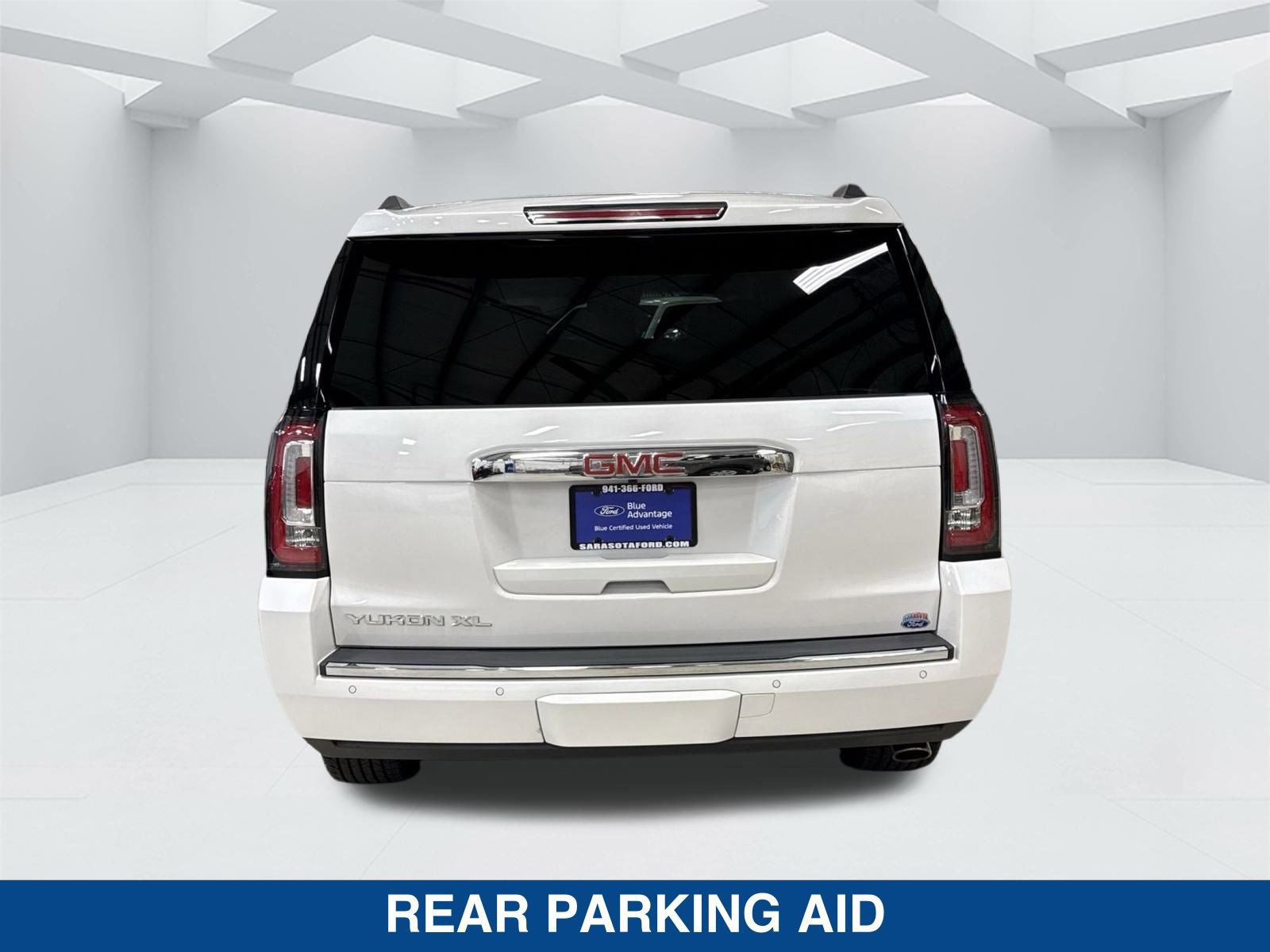 Used 2019 GMC Yukon XL Denali w/ Denali Ultimate Package video 3