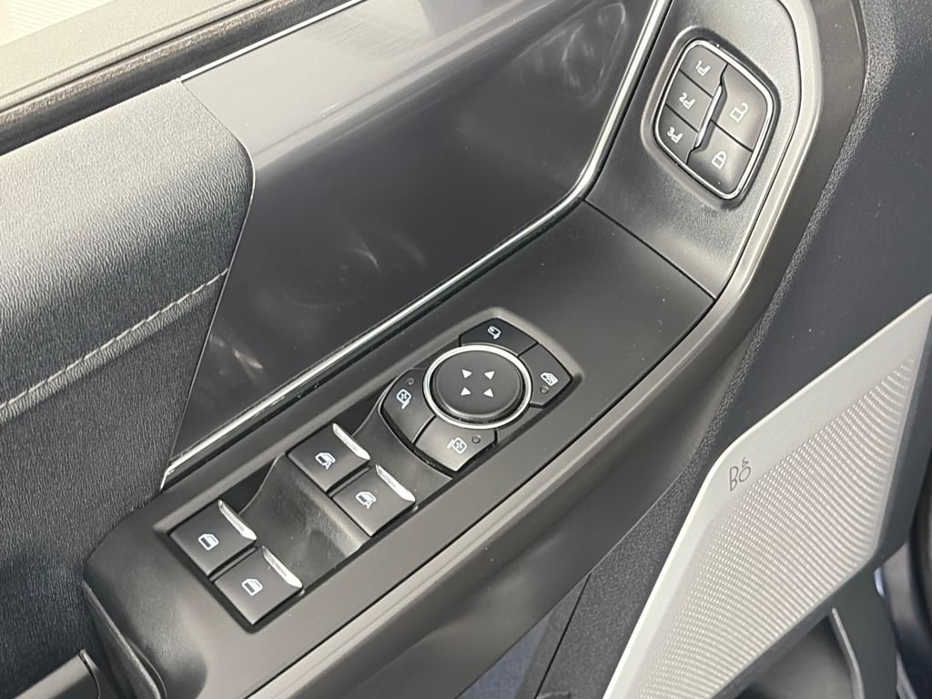 Certified 2025 Ford F150 Lariat w/ Equipment Group 502A High image 27