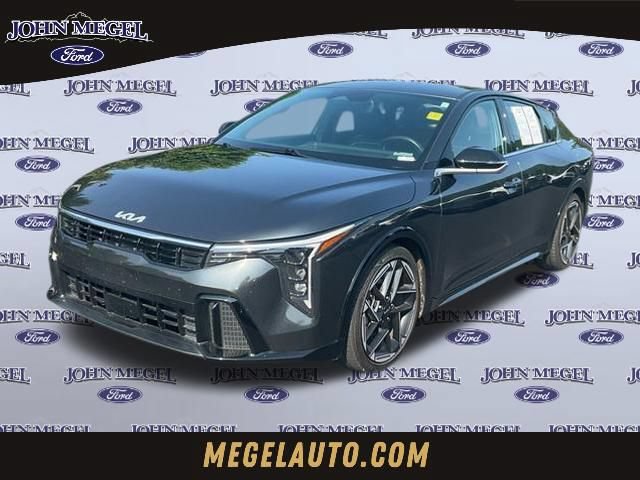 Used 2025 Kia K4 GT-Line