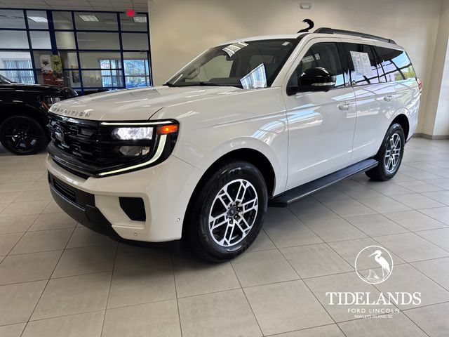 Certified 2025 Ford Expedition Active RWD image 4