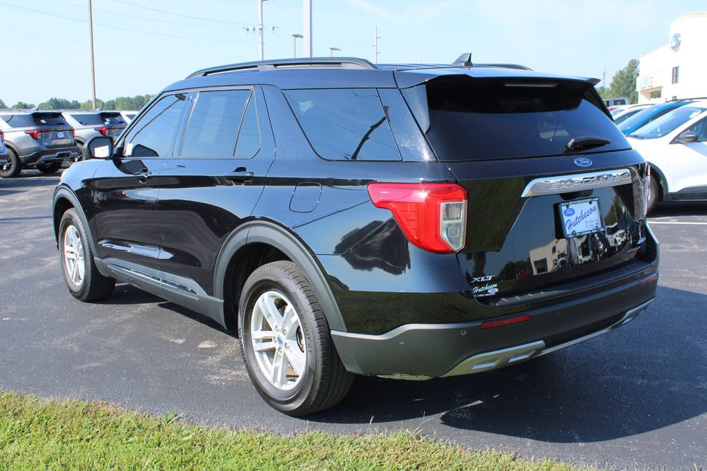 Certified 2024 Ford Explorer XLT w/ Equipment Group 202A AWD/4WD image 8