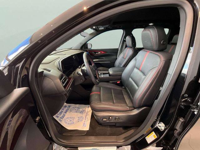 Used 2024 Chevrolet Traverse RS AWD/4WD image 13