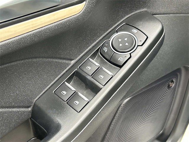 Certified 2022 Ford Escape Titanium w/ Titanium Elite Package image 30