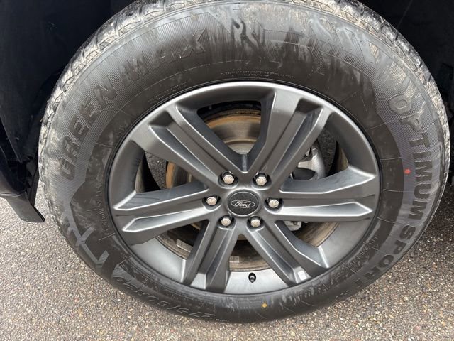 Certified 2023 Ford F150 XLT w/ Equipment Group 302A High image 11