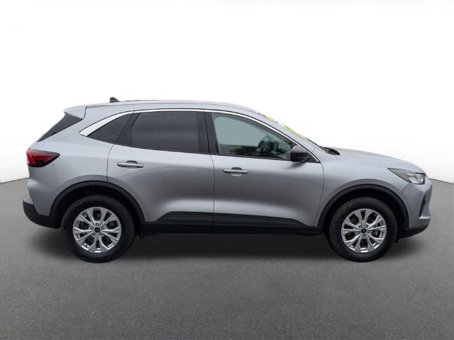 Certified 2024 Ford Escape Active AWD/4WD image 2