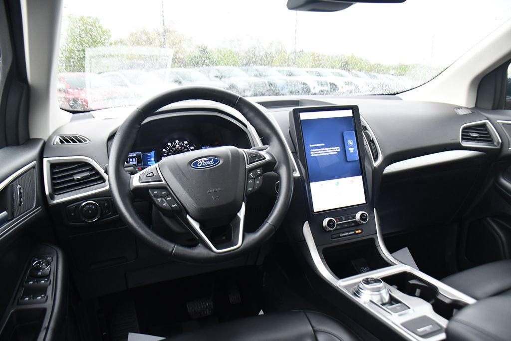 Certified 2023 Ford Edge SEL w/ Convenience Package AWD/4WD image 11