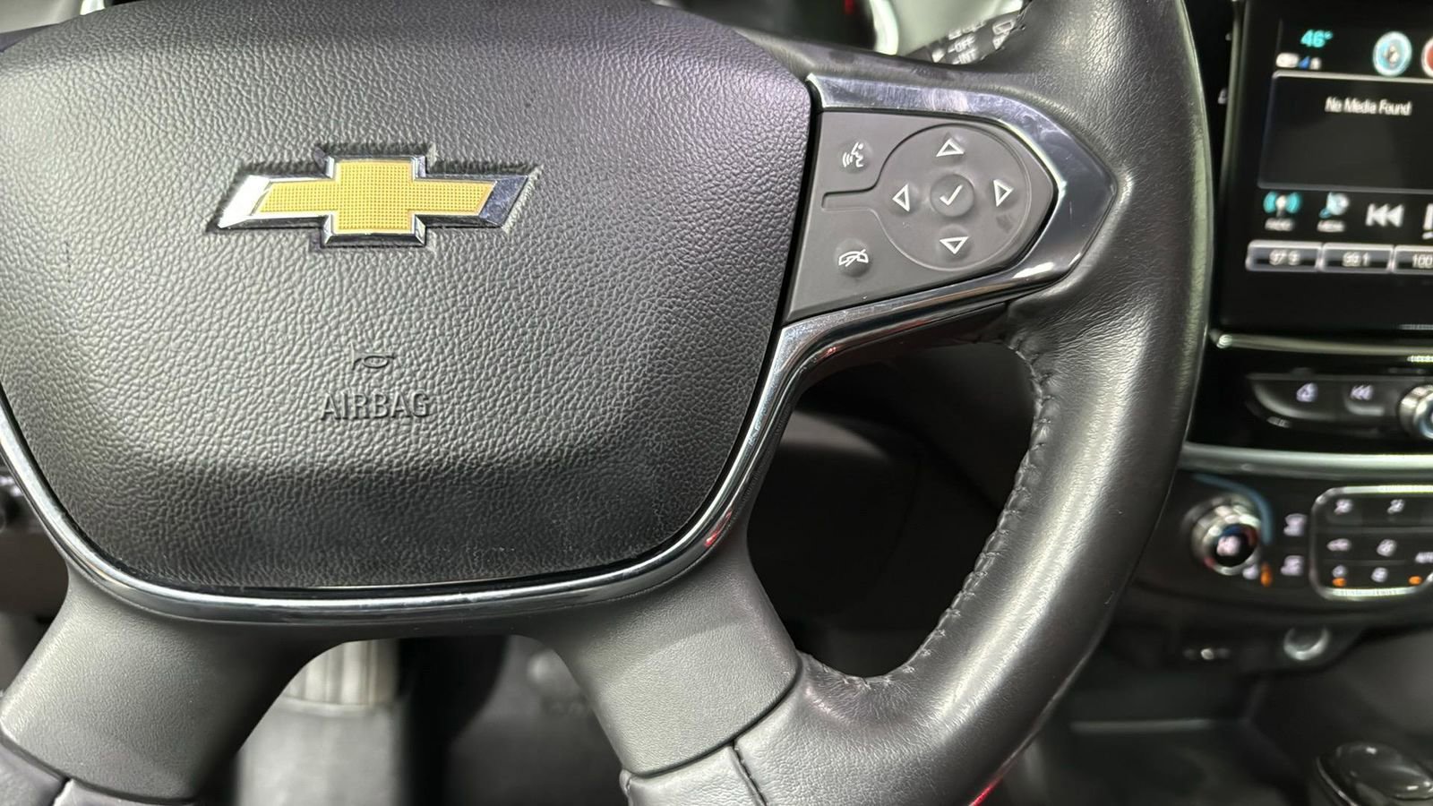 Used 2019 Chevrolet Traverse LT image 14