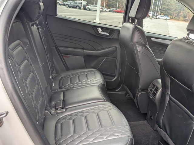 Certified 2024 Ford Escape SE w/ PHEV Premium Package image 37